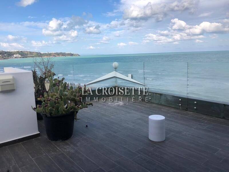 Penthouse S+3 meublé vue sur mer à La Marsa